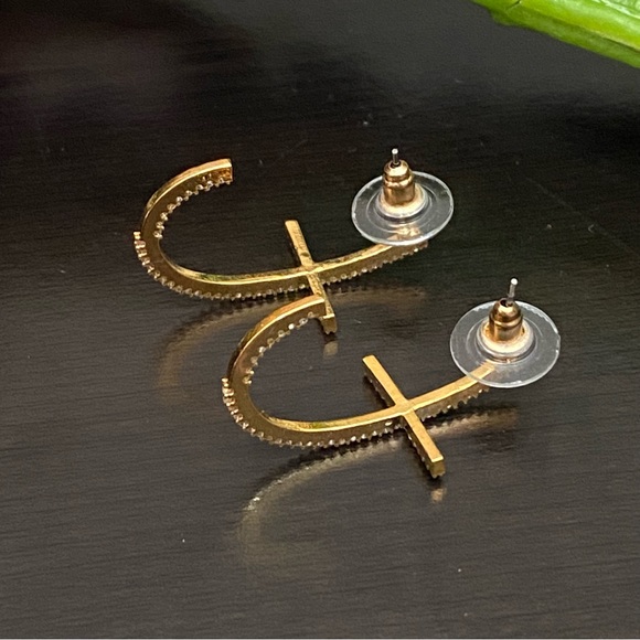 Cristallo Cubic Zirconia Gold tone Cross Post Earrings - Picture 7 of 11